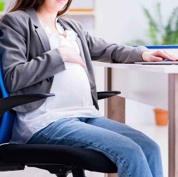 EOC Chairperson calls on employers to create family-friendly workplace and eliminate pregnancy discrimination